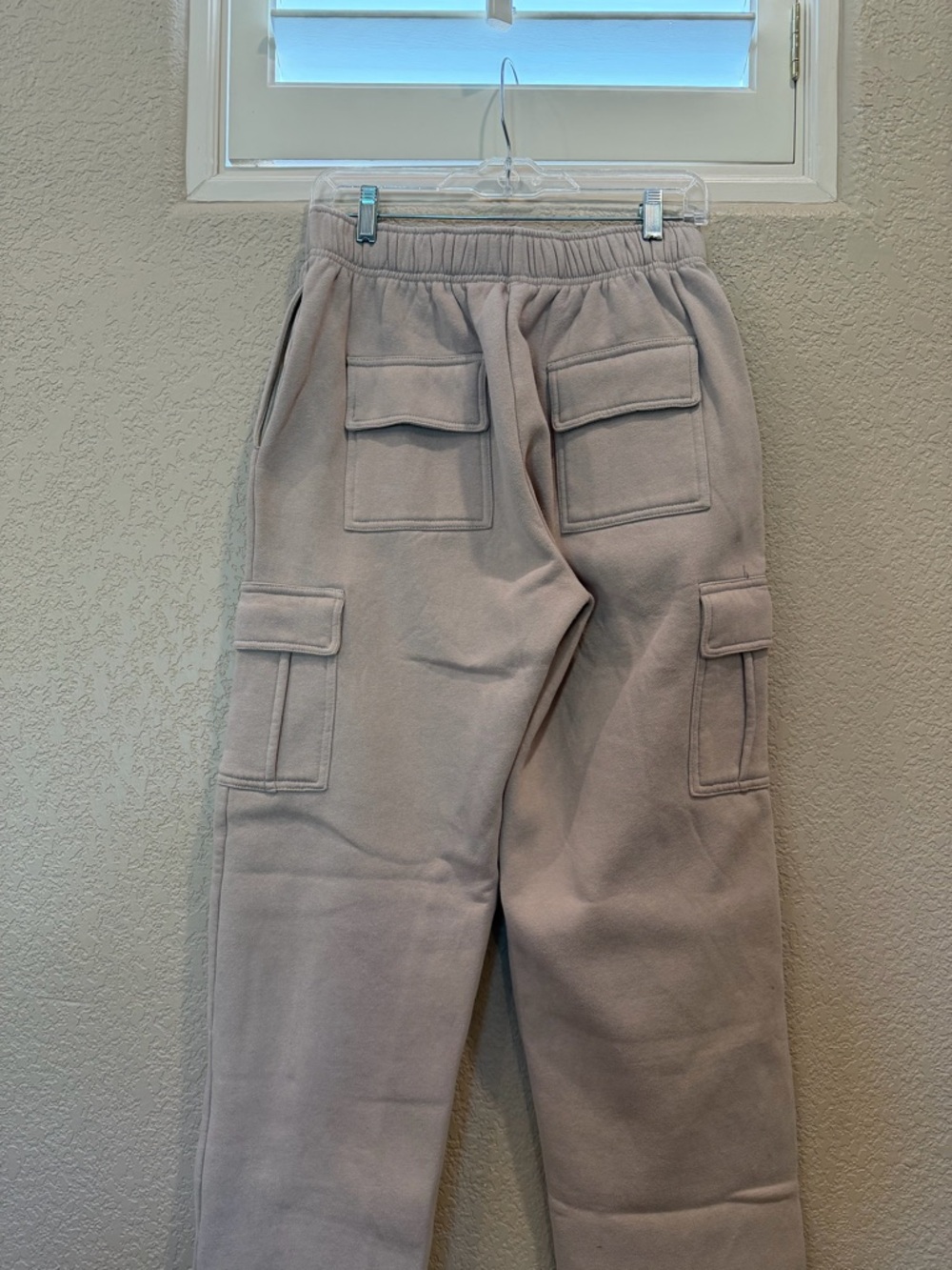 Qinsen Light Taupe Cargo Sweatpants - Picture 5 of 9